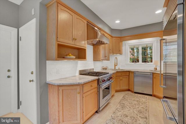 1190 COUNTRY CLUB RD, York, PA 17403