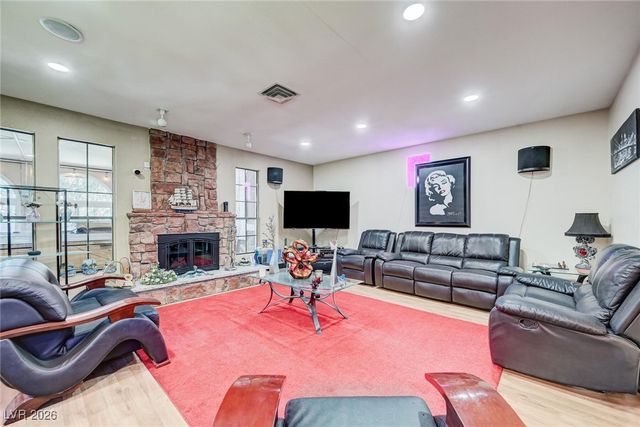 4428 Coventry Circle, Las Vegas, NV 89121