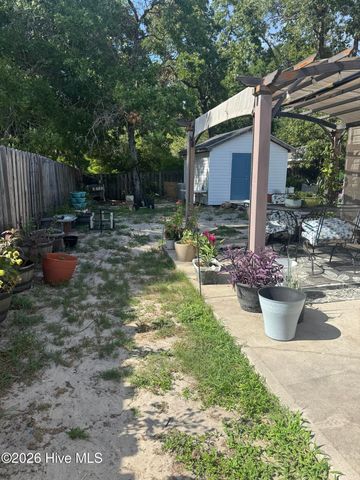 411 Brewster Lane, Wilmington, NC 28412