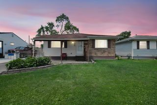 3841 Frazier Road W, Columbus, OH 43207