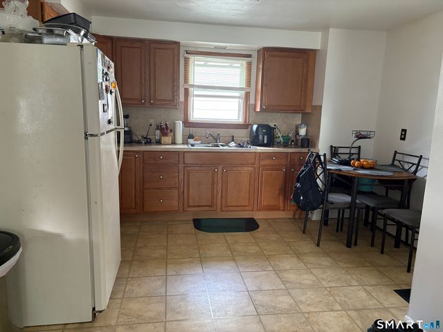 510 Liberty Street 2nd fl, Meriden, CT 06450