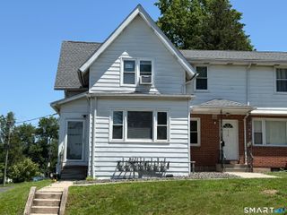 510 Liberty Street 2nd fl, Meriden, CT 06450