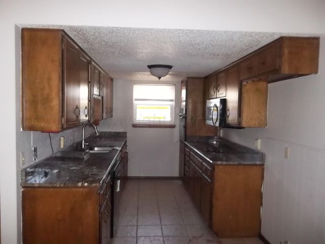 2120 N LEA Street, Pampa, TX 79065