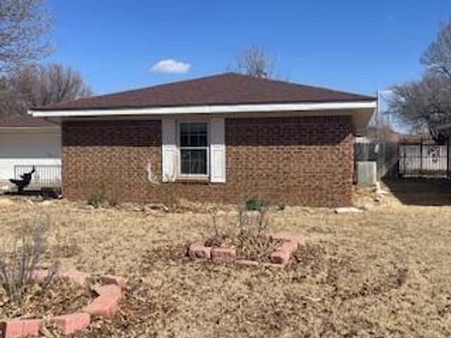 2120 N LEA Street, Pampa, TX 79065