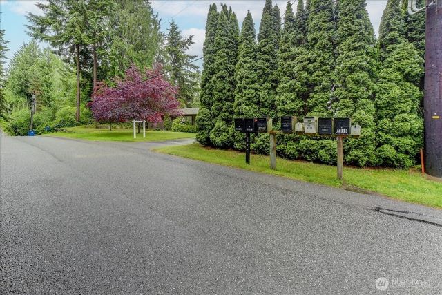 15708 70th Avenue W, Edmonds, WA 98026