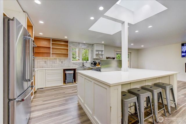 15708 70th Avenue W, Edmonds, WA 98026