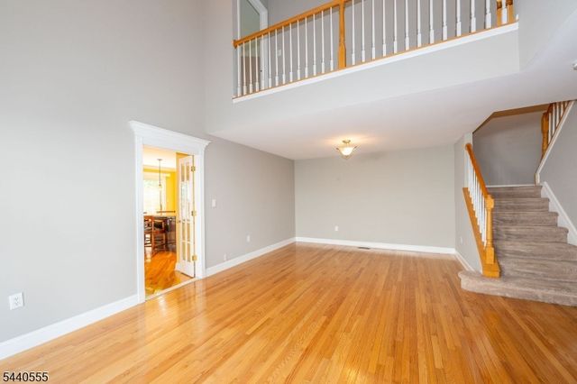 43 Morning Watch Rd, Wayne Twp., NJ 07470