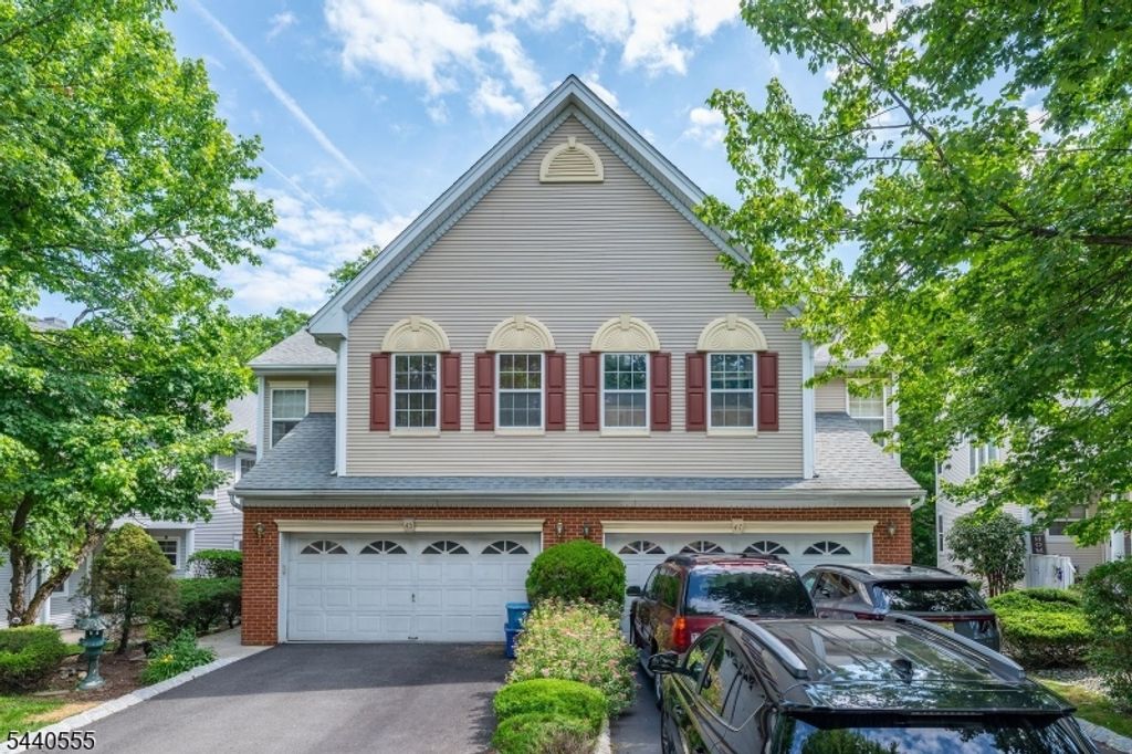 43 Morning Watch Rd, Wayne Twp., NJ 07470