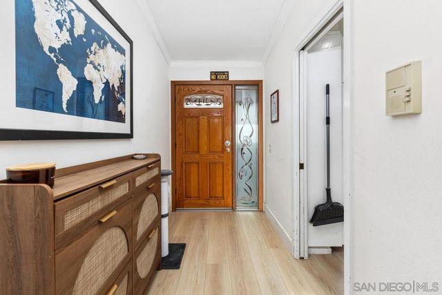 8860 Villa La Jolla 314, La Jolla, CA 92037