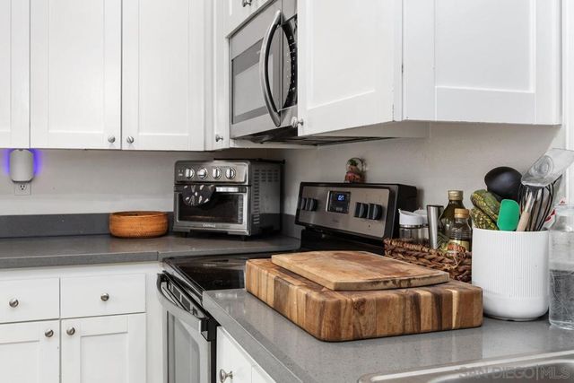 8860 Villa La Jolla 314, La Jolla, CA 92037