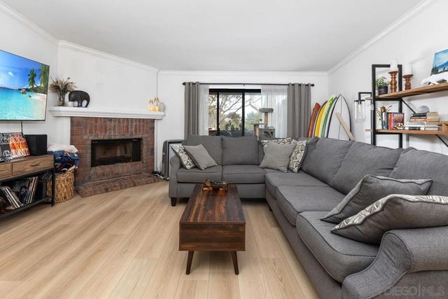 8860 Villa La Jolla 314, La Jolla, CA 92037