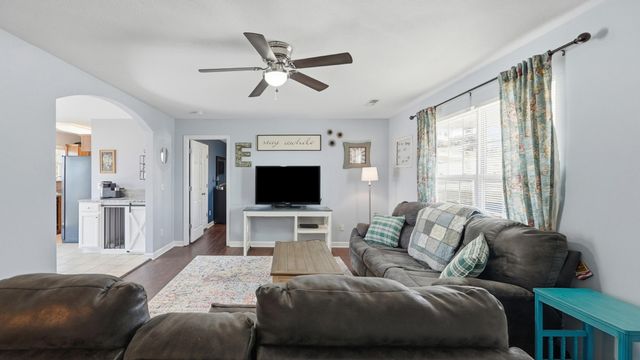 1861 Coffeetree Lane, Soddy Daisy, TN 37379