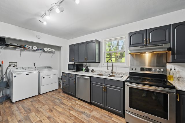 430 Goliad Circle, Palmer, TX 75152
