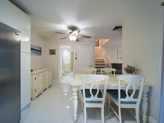 803 8th Lane, Palm Beach Gardens, FL 33418