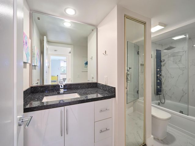 803 8th Lane, Palm Beach Gardens, FL 33418