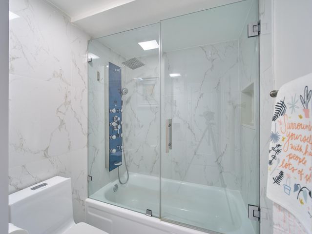 803 8th Lane, Palm Beach Gardens, FL 33418