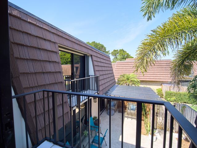 803 8th Lane, Palm Beach Gardens, FL 33418