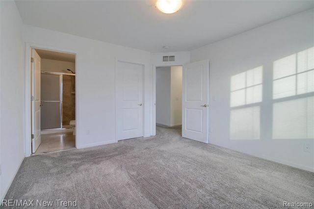 3142 Johanna Ware, Wixom, MI 48393