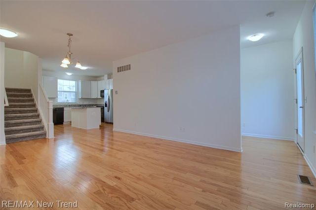 3142 Johanna Ware, Wixom, MI 48393