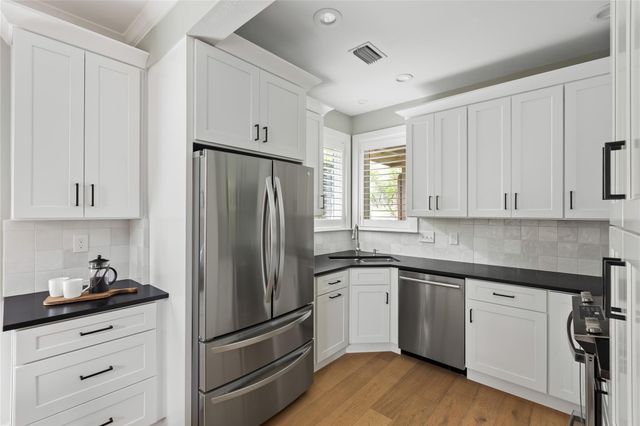 5701 Westslope DR 16, Austin, TX 78731