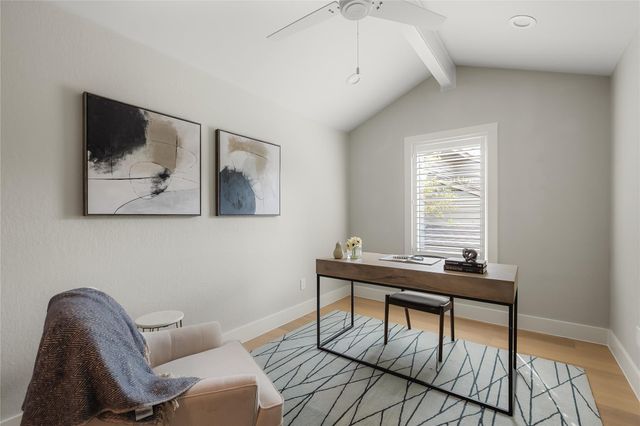 5701 Westslope DR 16, Austin, TX 78731