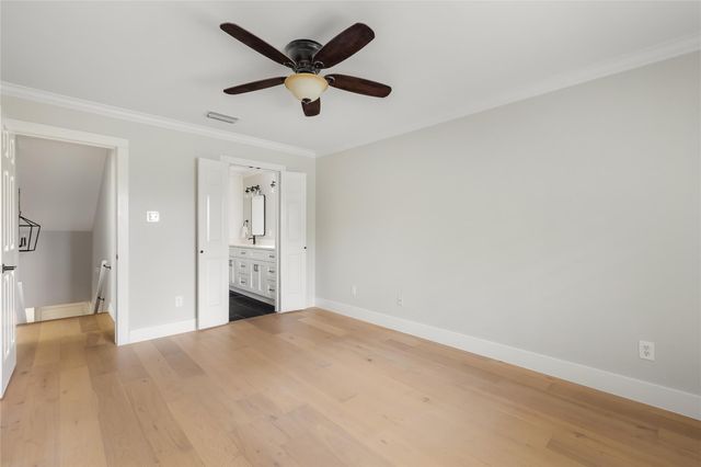 5701 Westslope DR 16, Austin, TX 78731