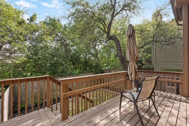 5701 Westslope DR 16, Austin, TX 78731