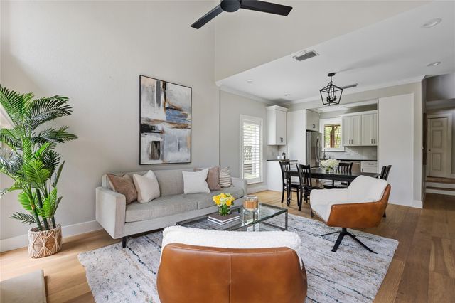 5701 Westslope DR 16, Austin, TX 78731