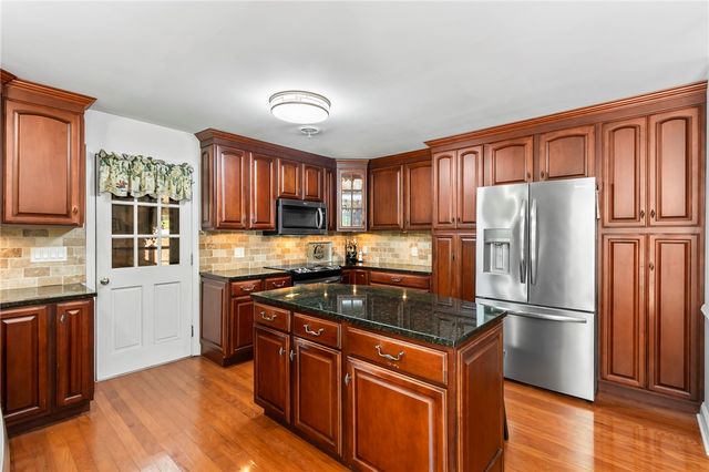 2214 Surfside Drive, Anderson, SC 29625