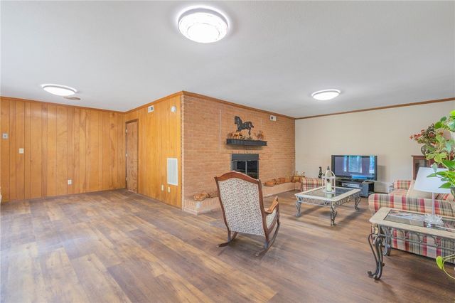 2214 Surfside Drive, Anderson, SC 29625