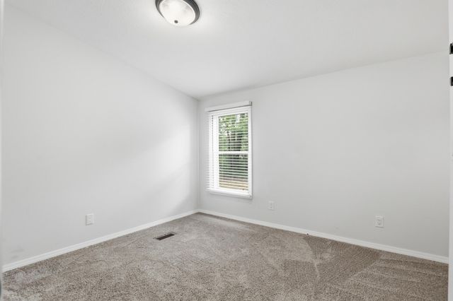 9988 N West County Line Road, Newaygo, MI 49337
