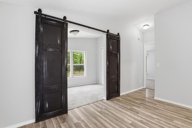 9988 N West County Line Road, Newaygo, MI 49337