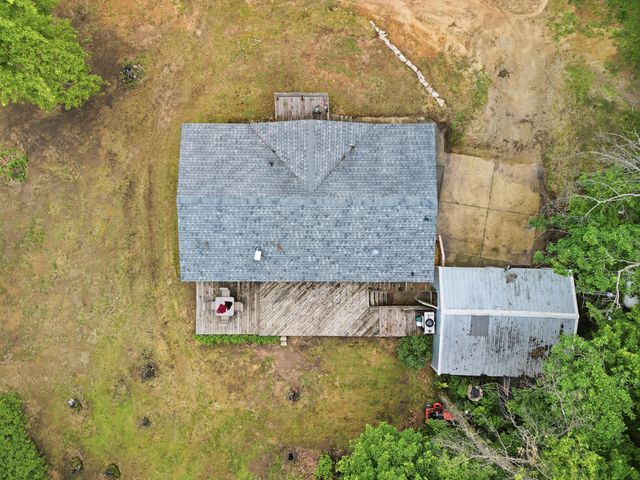 9988 N West County Line Road, Newaygo, MI 49337