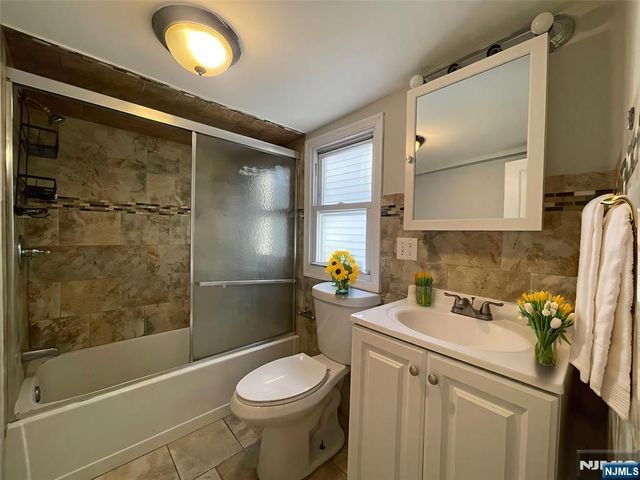 14 Dukes Street 2, Kearny, NJ 07032