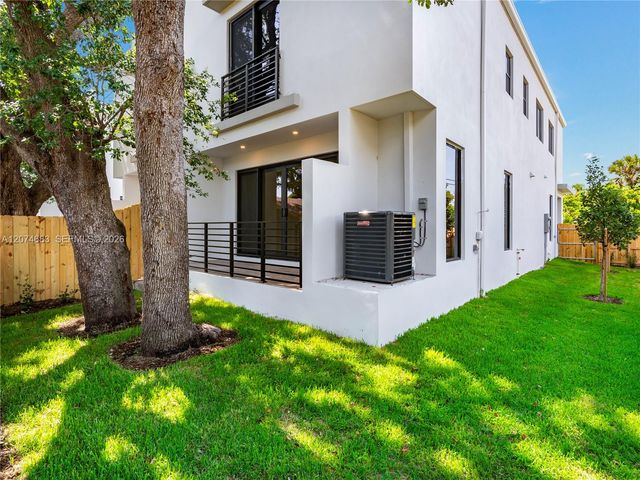 849 SW 29th Street, Fort Lauderdale, FL 33315