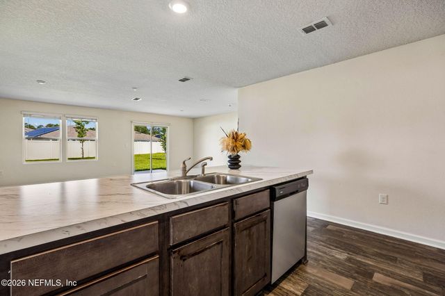 65355 CLEARWATER Court, Yulee, FL 32097