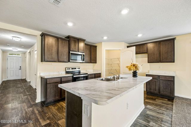 65355 CLEARWATER Court, Yulee, FL 32097