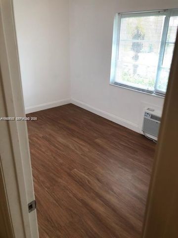 6941 Bay Dr A1, Miami Beach, FL 33141