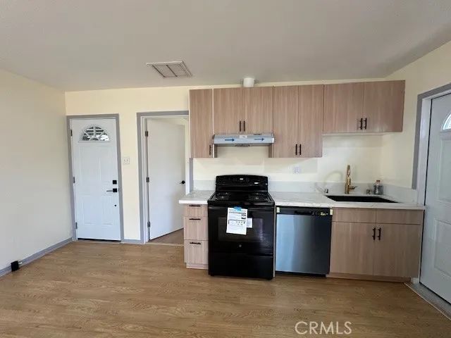 7225 Forbes, Van Nuys, CA 91406