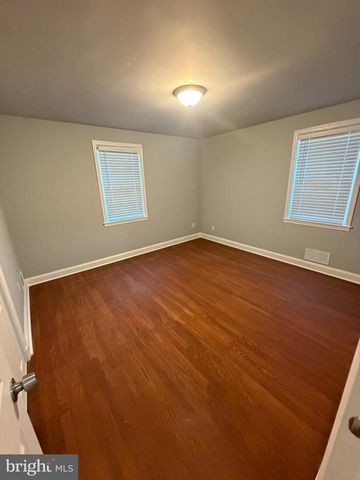 6207 PIONEER DR, Baltimore, MD 21214