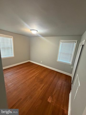 6207 PIONEER DR, Baltimore, MD 21214