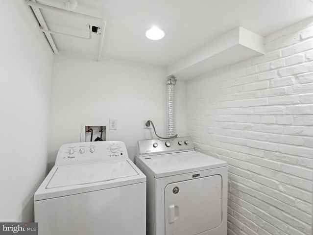 2111 4TH ST NE, Washington, DC 20002