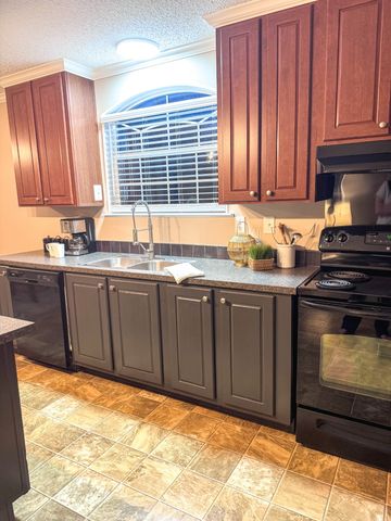 181 Duke Rd, Dickson, TN 37055