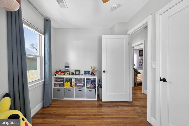 25 W SOUTHWERK ST, Winchester, VA 22601