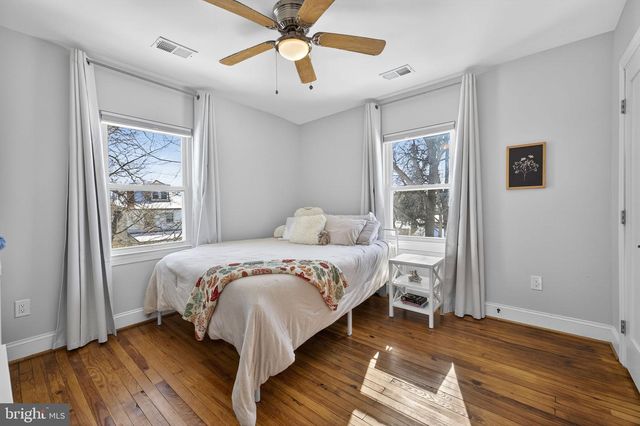 25 W SOUTHWERK ST, Winchester, VA 22601