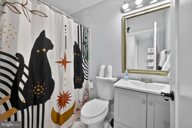 25 W SOUTHWERK ST, Winchester, VA 22601