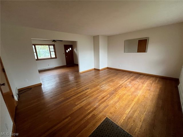 462 Moody Street, Akron, OH 44305