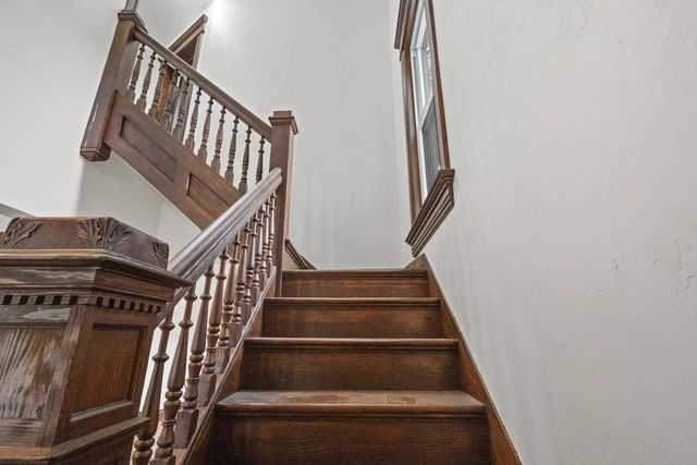 617 NEWBURY STREET, Ripon, WI 54971
