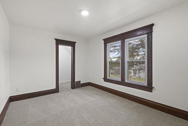617 NEWBURY STREET, Ripon, WI 54971