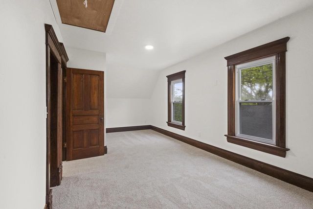 617 NEWBURY STREET, Ripon, WI 54971